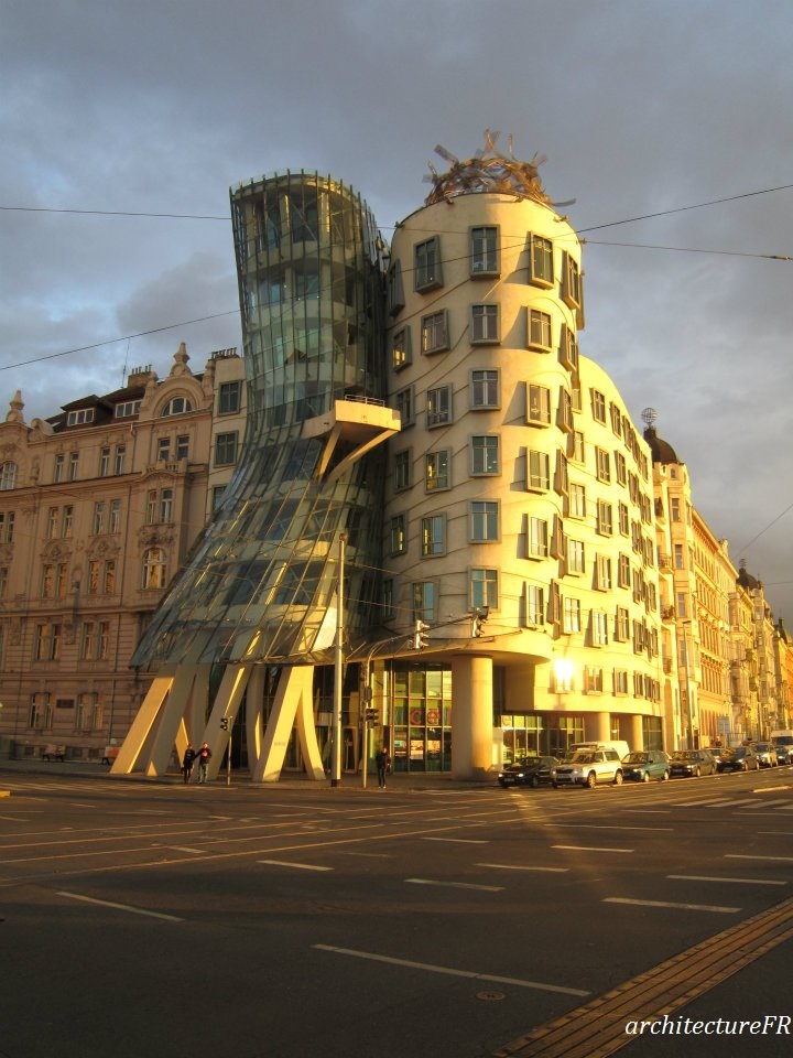 prague-gehry-maison-dansante